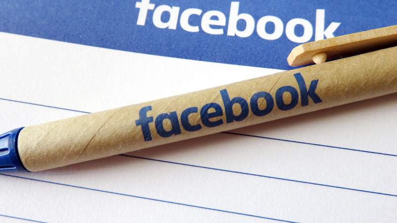 Nên Lựa Chọn Chạy Quảng Cáo Trên Google Hay Facebook